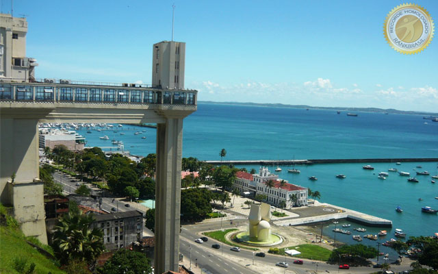 Resultado de imagem para elevador lacerda - historia