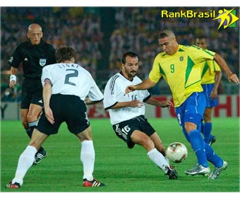 Dilma comemora parceria com EUA para avanços tecnológicos