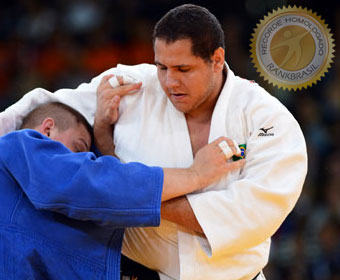 Charge ilustra mensagem: ´Estou na oficina de Deus arrumando a turbina. Me aguardem!´