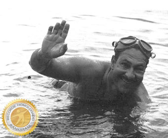 Caetano Veloso vira personalidade do ano no Grammy