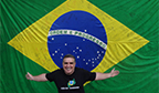 Maior número de autógrafos de esportistas em uma bandeira do Brasil