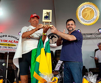 Maior percurso em pista de atletismo