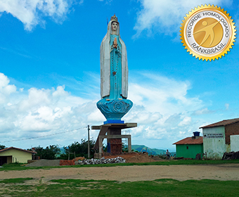 Maior estátua de Nossa Senhora