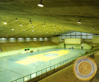 Ginásio de esportes com o maior vão livre em concreto protendido