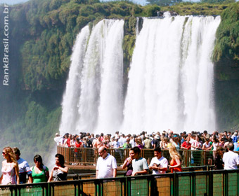Parque Nacional do Iguaçu bate recorde de visitas em 2012