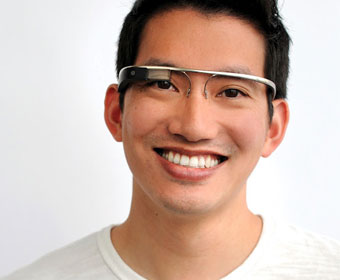 Visão do futuro: Google apresenta óculos com acesso à internet