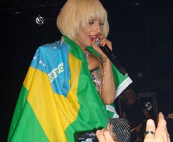 Lady Gaga faz show no Brasil pela primeira vez