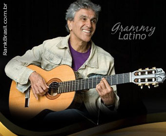 Caetano Veloso vira personalidade do ano no Grammy