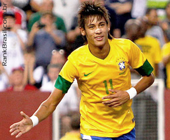 Neymar é o único brasileiro indicado ao prêmio Bola de Ouro 2012